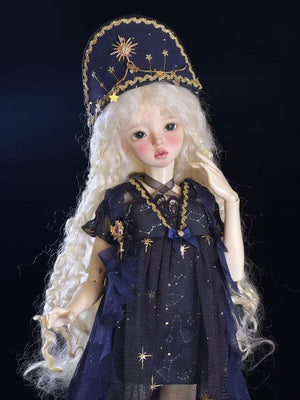 MianMian Fullset BJD by MDollSchool in a navy blue celestial outfit and hat.