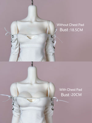 Comparison of cocodollbjd 1/4 scale doll body with and without chest pads.