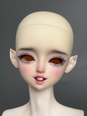 Close-up of MDollSchool KiKi & Lucia 1/4 MSD BJD doll head with detailed faceup and amber eyes