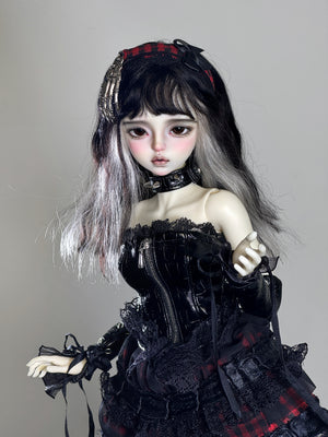 MianMian Fullset BJD by MDollSchool in a black gothic outfit with grey hair
