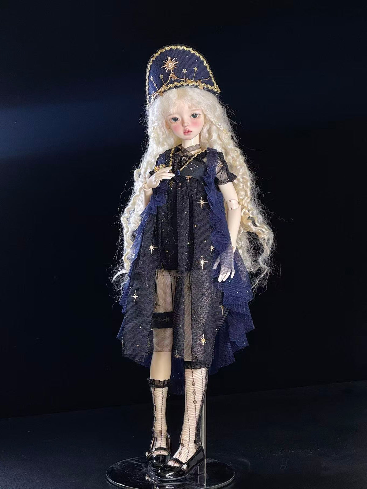 MDollSchool MianMian 1/4 BJD doll in a navy blue starry dress and matching hat