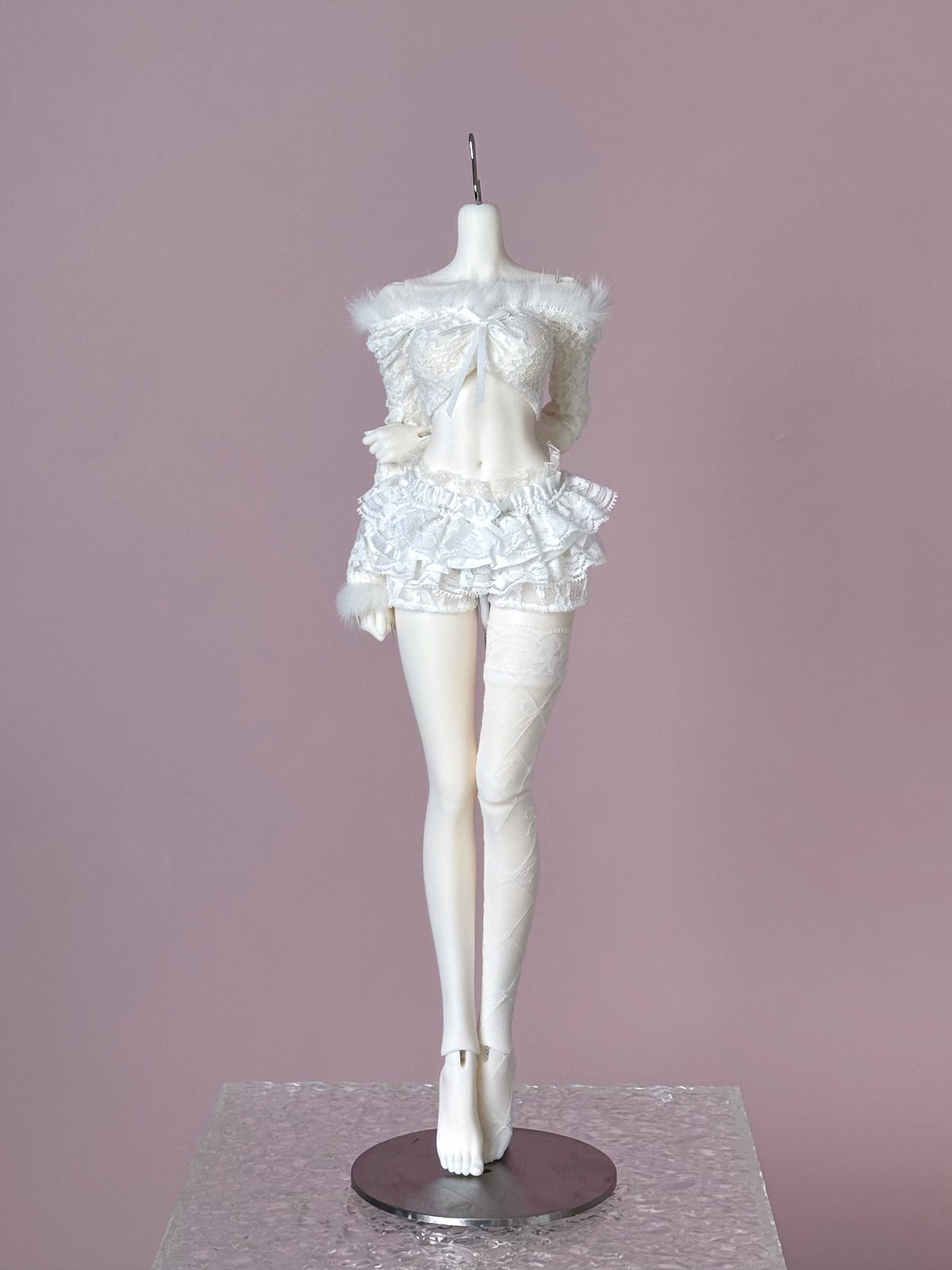 CocoDoll 1/4 scale PVC White Choco doll body in white lace outfit and fluffy trim