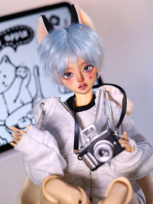 MDollSchool KiKi & Lucia 1/4 MSD BJD doll with blue hair and cat ears holding a miniature camera